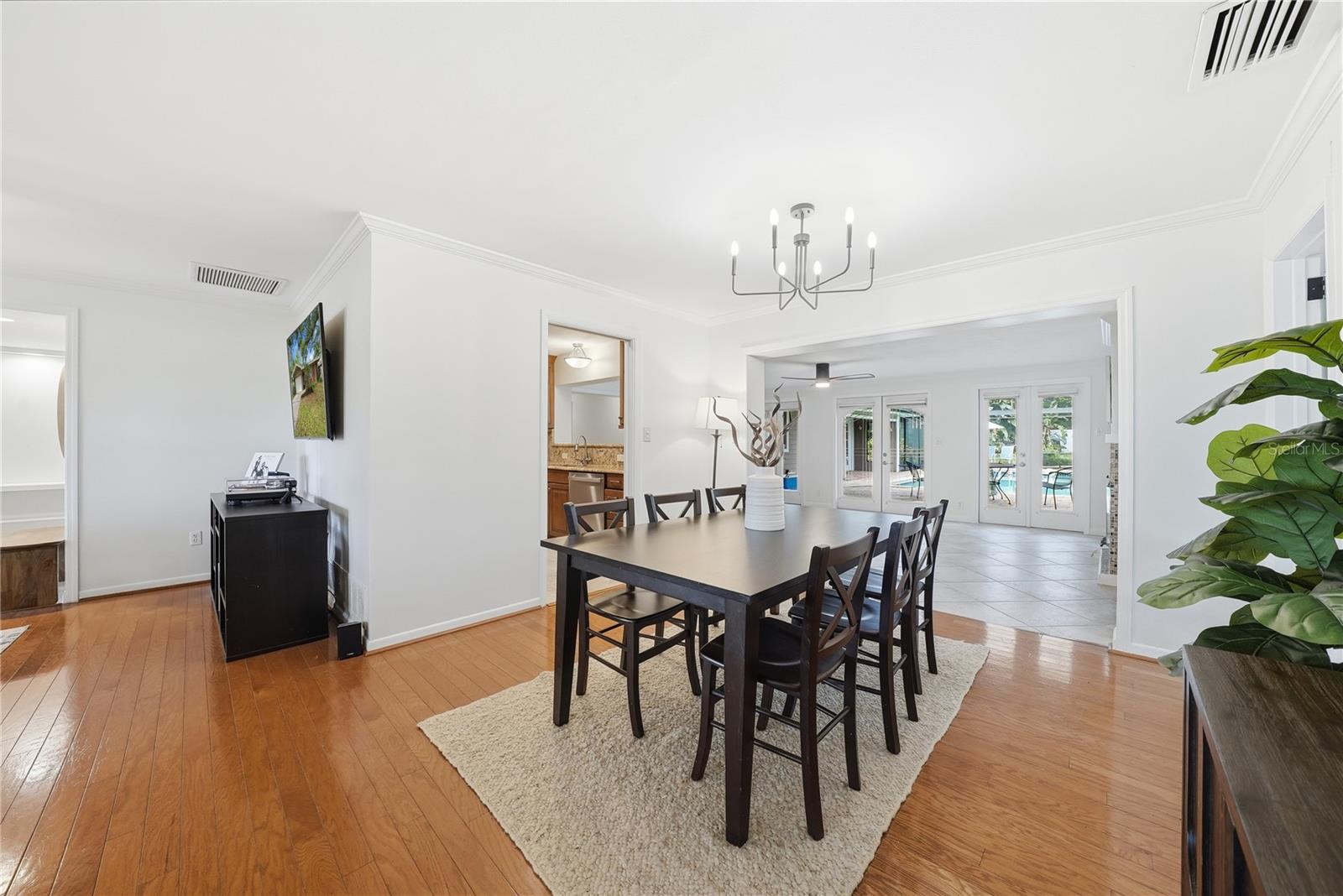 LAKEWOOD ESTATES SEC B - Residential