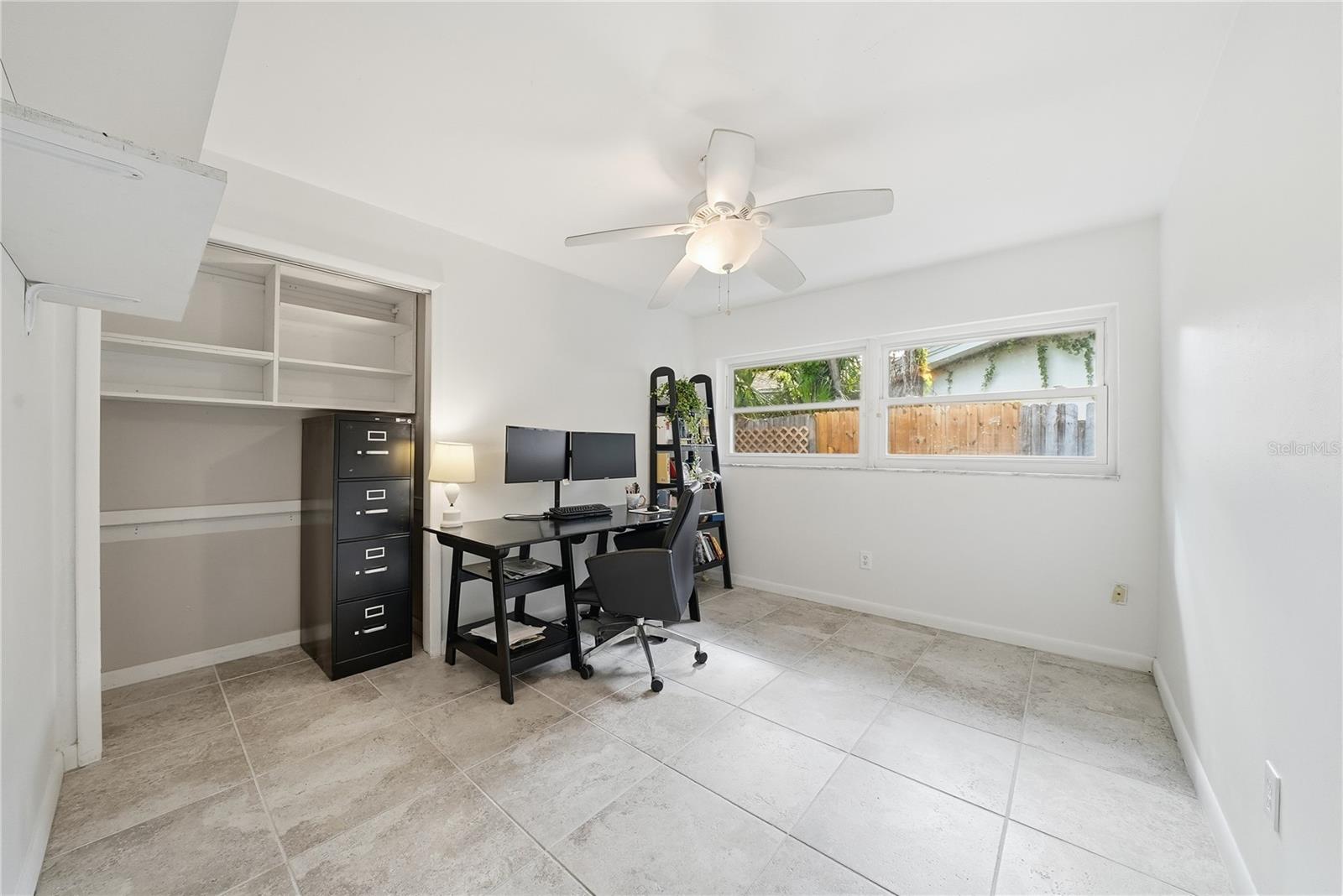 LAKEWOOD ESTATES SEC B - Residential