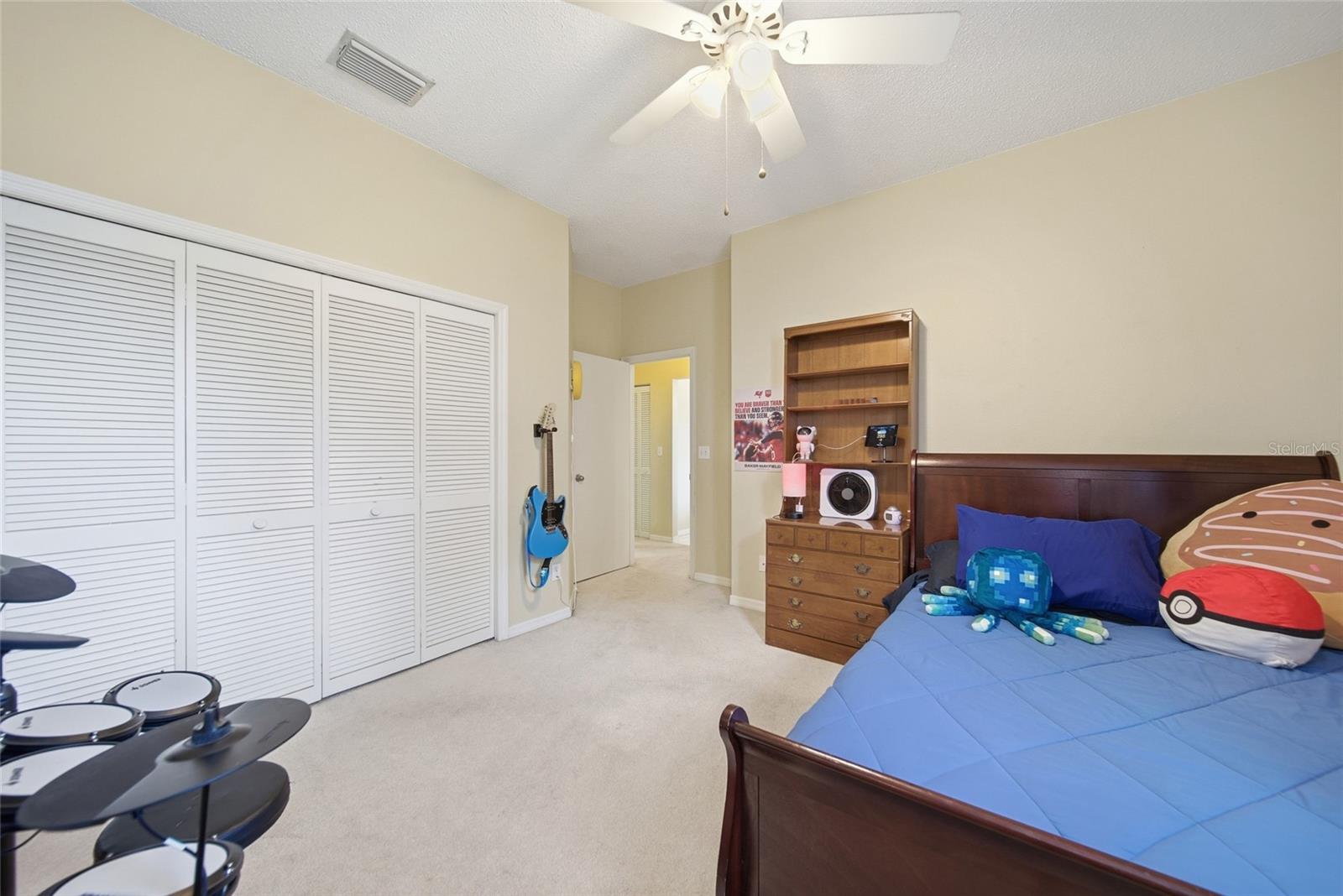 RIVER HILLS COUNTRY CLUB PH - Residential