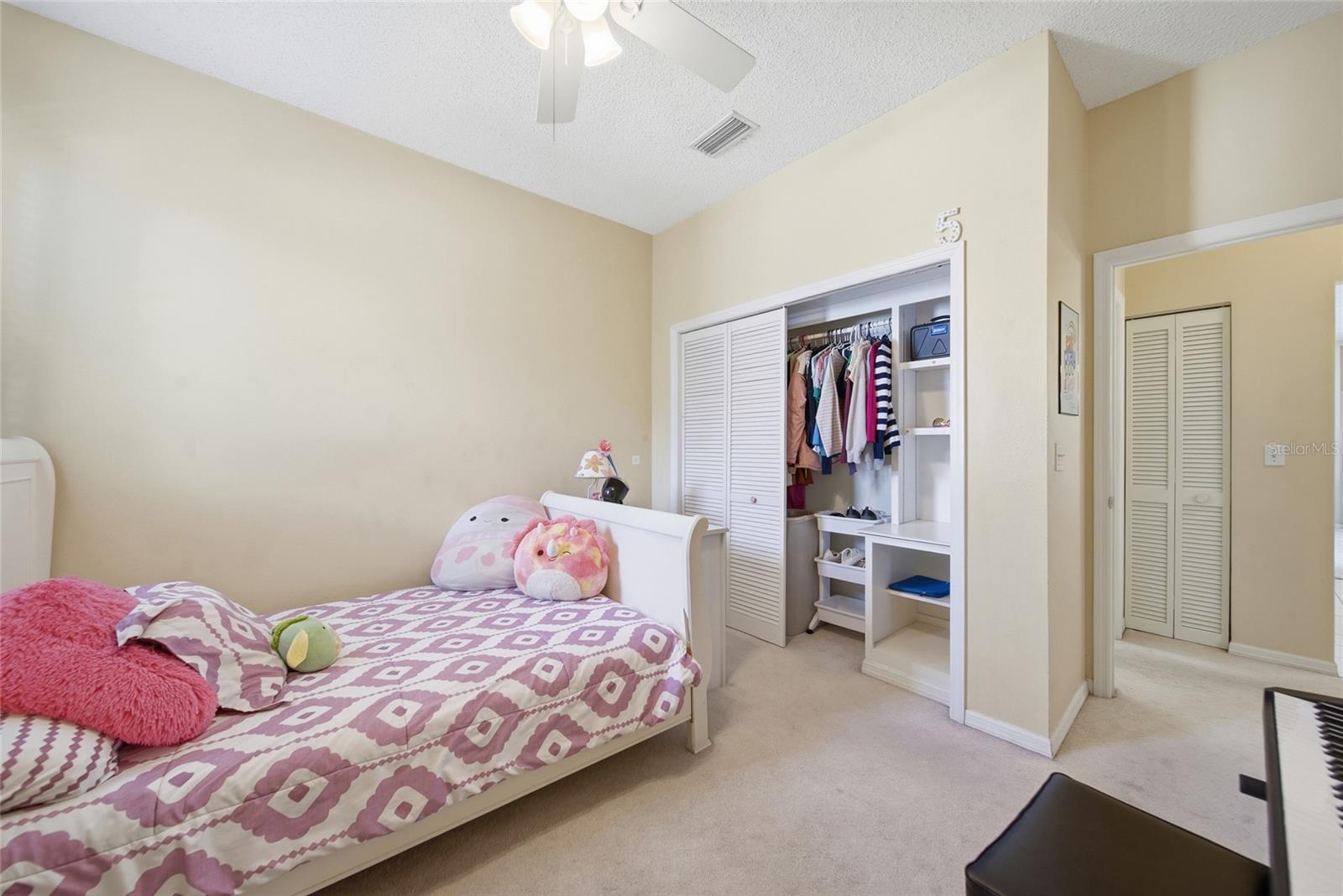 RIVER HILLS COUNTRY CLUB PH - Residential