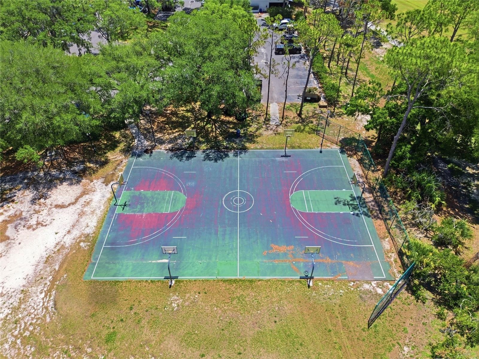RIVER HILLS COUNTRY CLUB PH - Residential