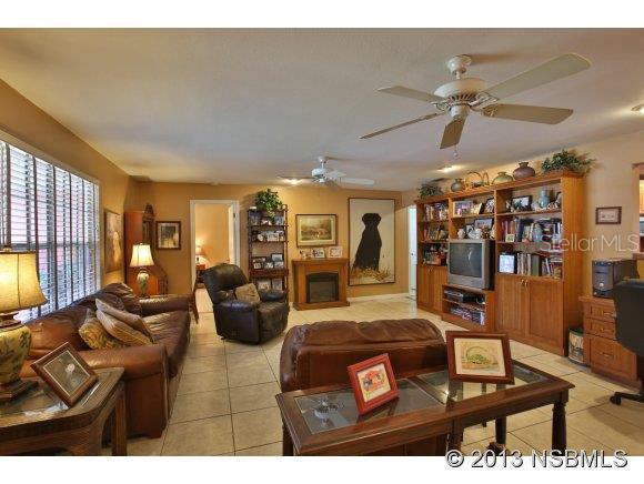 Florida Shores 01 - Residential