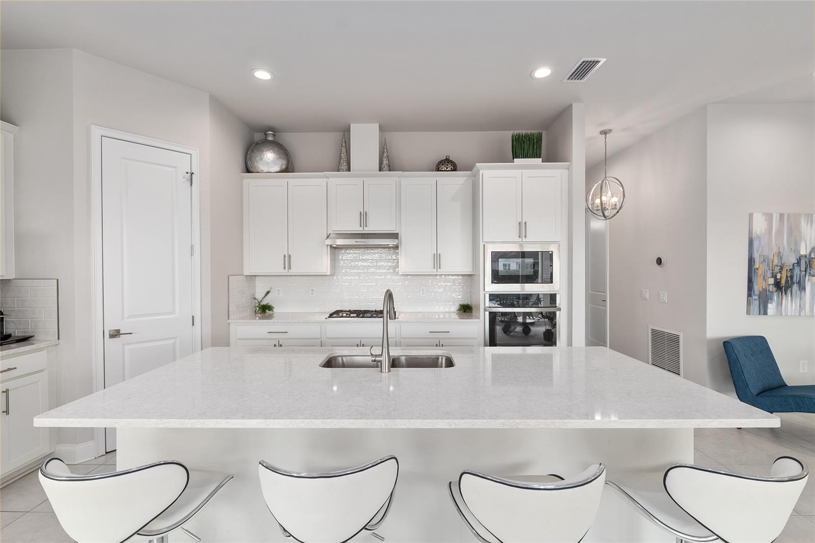 OAKMONT - Residential