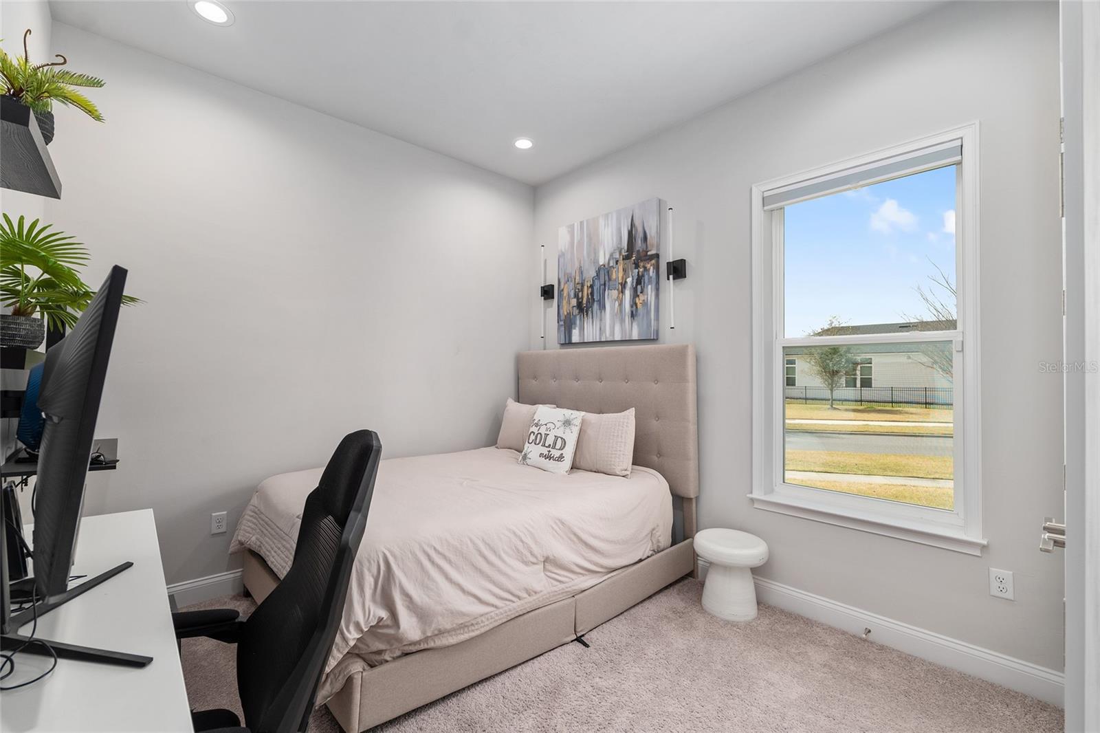 OAKMONT - Residential