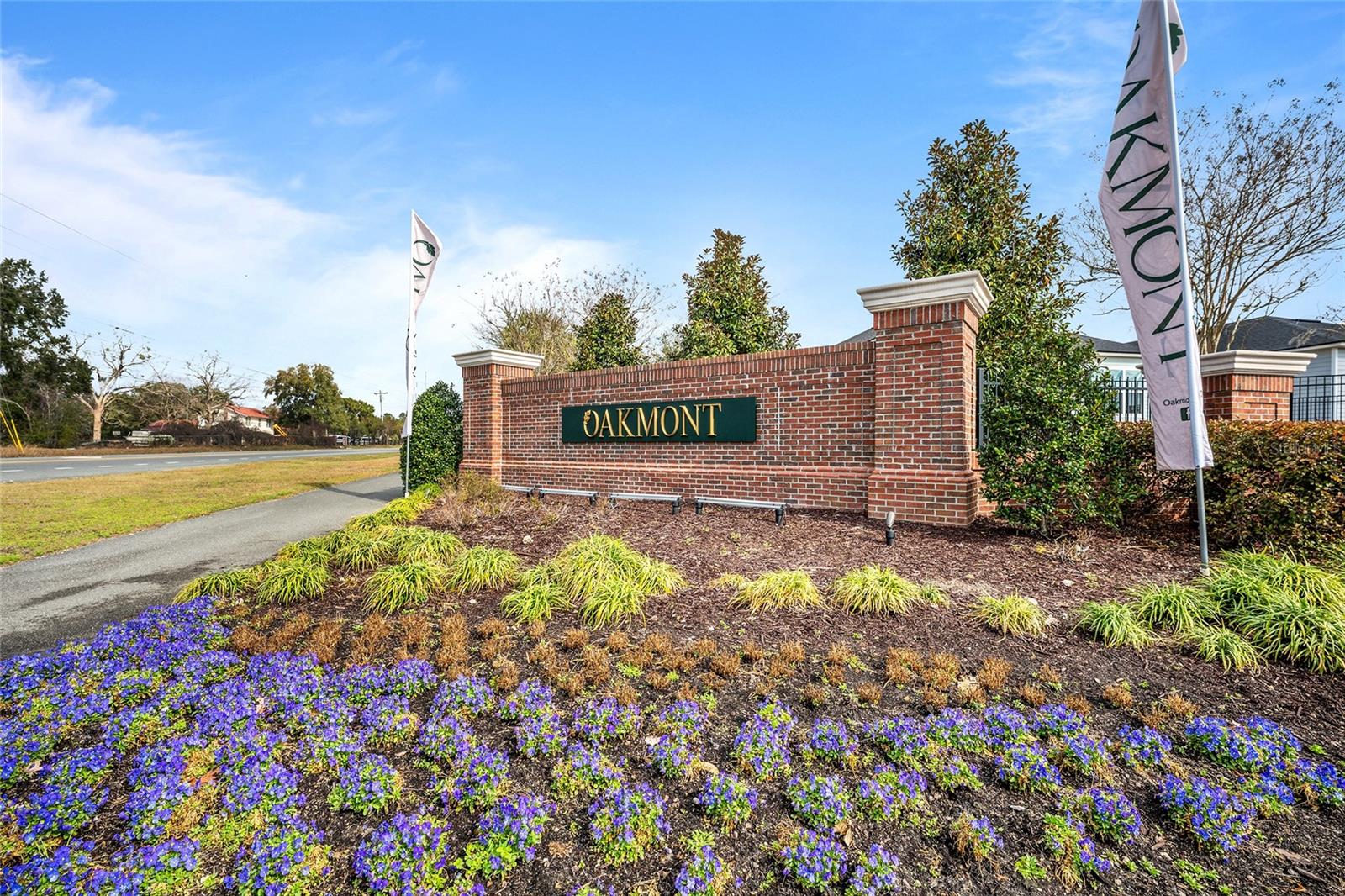 OAKMONT - Residential