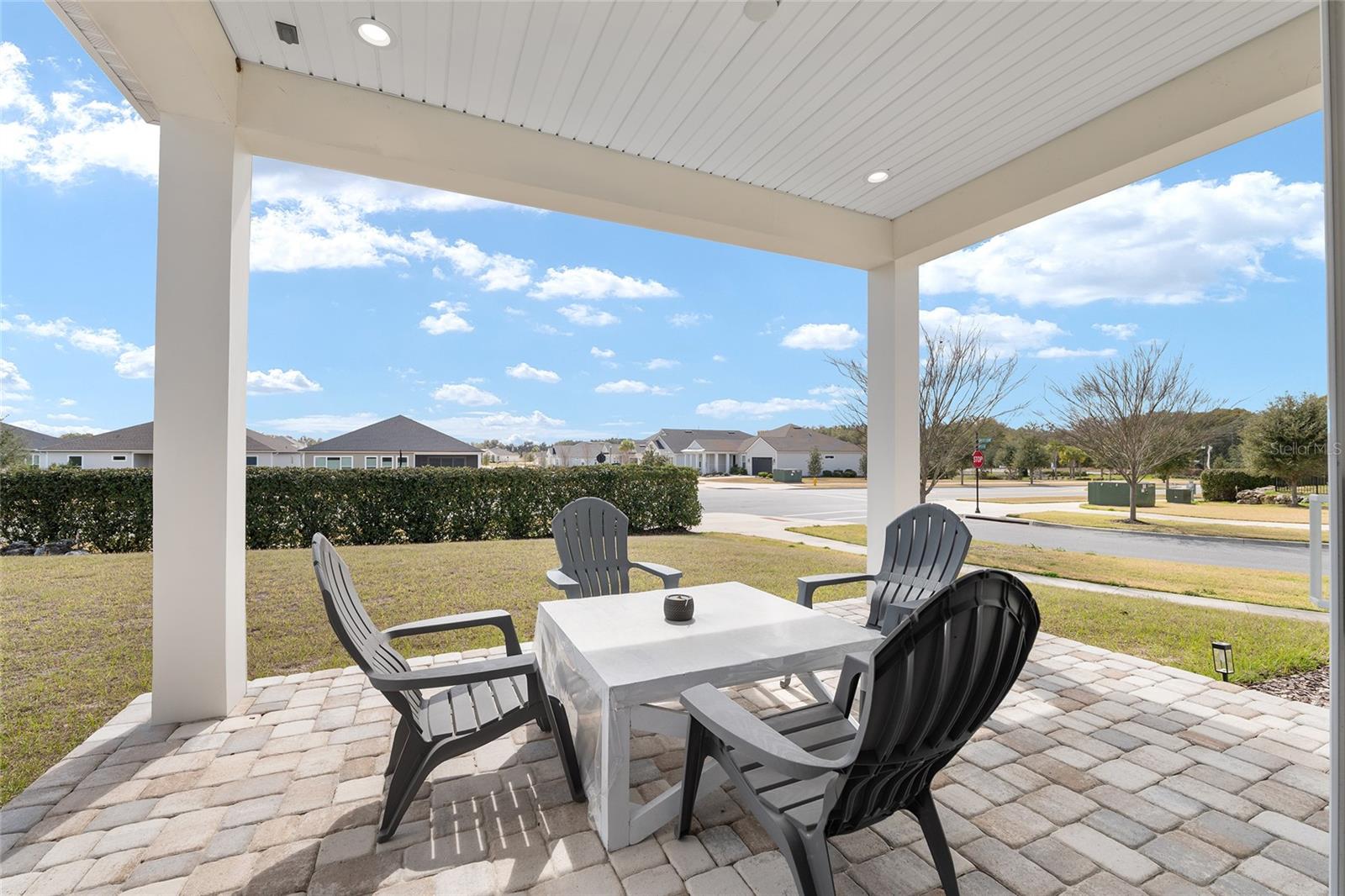 OAKMONT - Residential