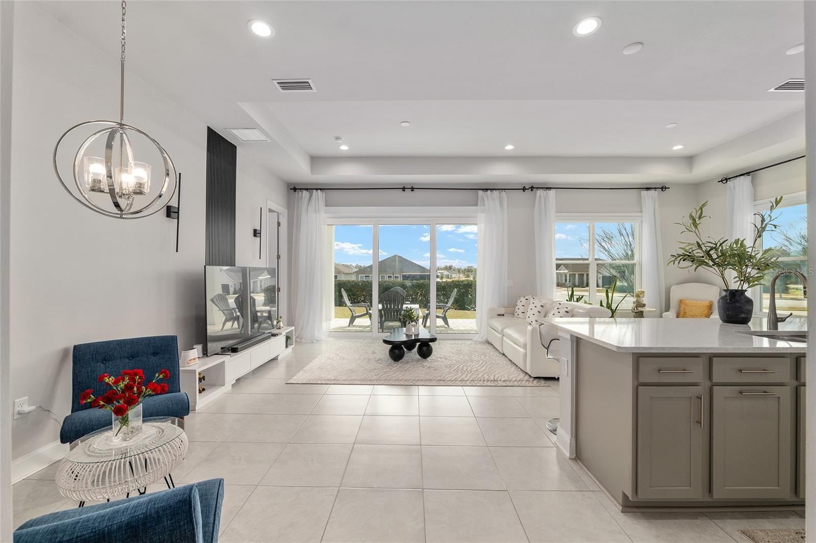 OAKMONT - Residential