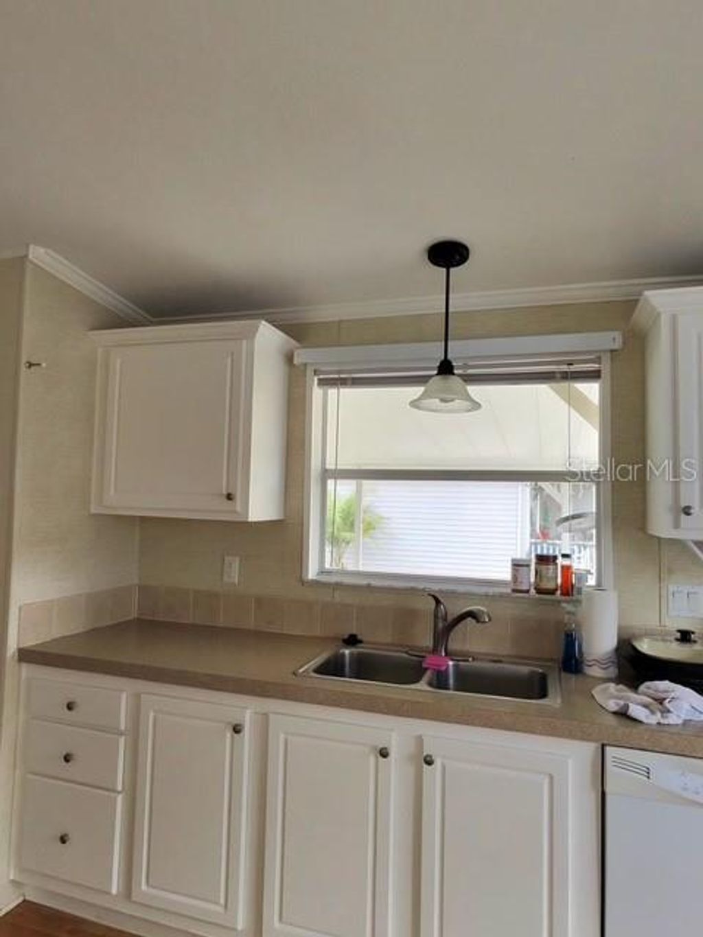 Photo of 1308 Owen Drive, Lady Lake, FL 32159 (MLS # G5105178)