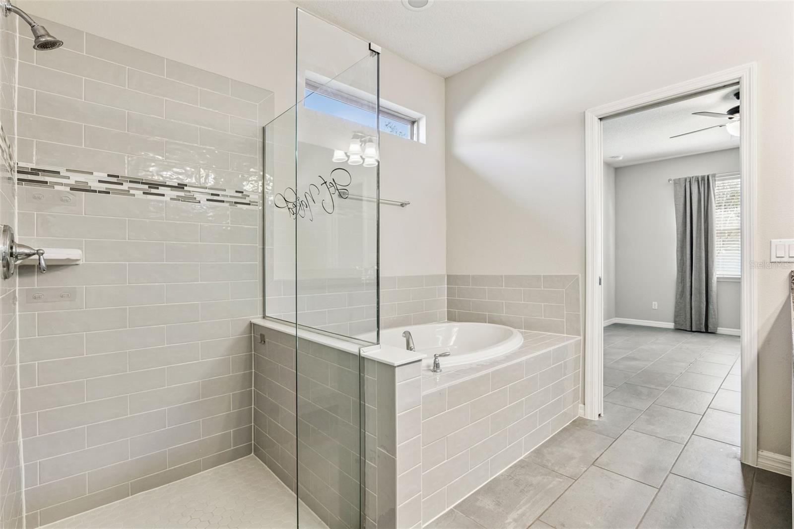 ROYAL LEGACY ESTATES - Residential