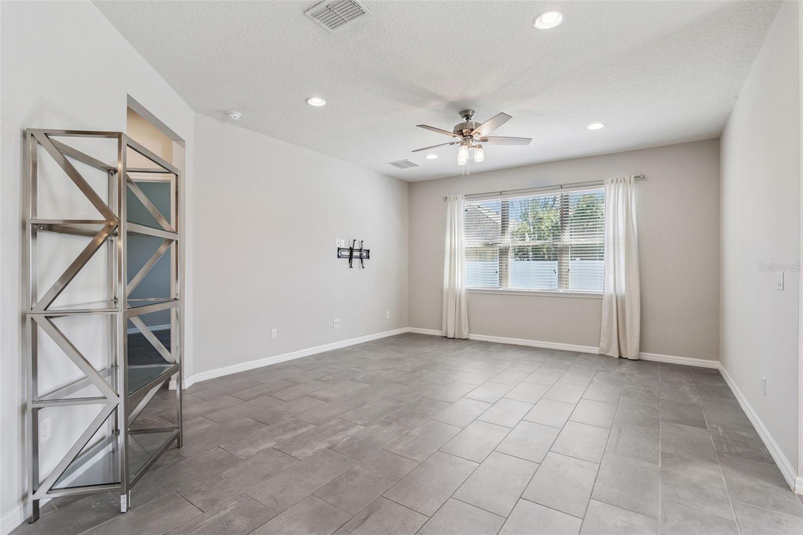 ROYAL LEGACY ESTATES - Residential