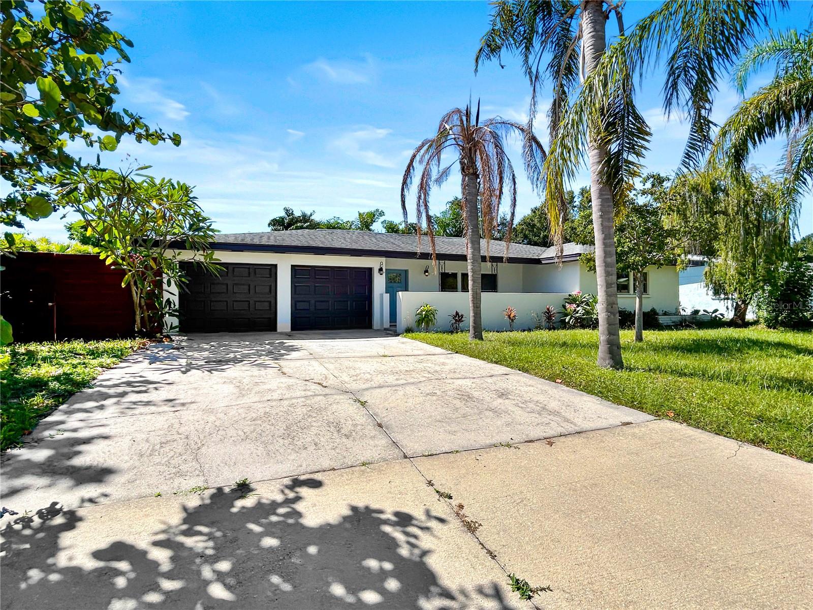 2746 TANGELO DRIVE