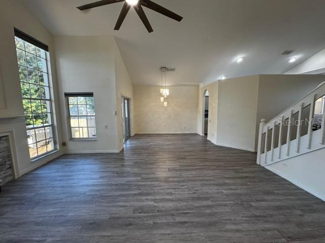 SUNSET OAKS - Residential