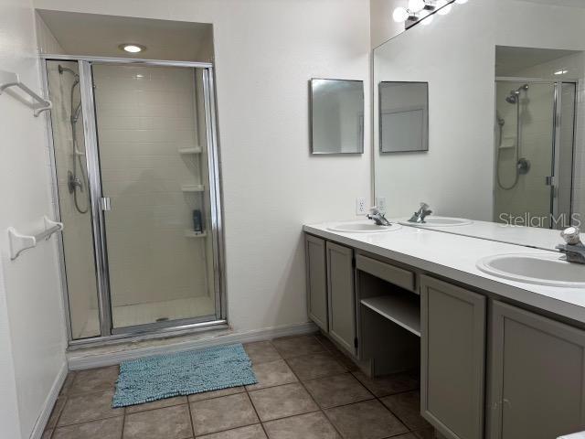 SUNSET OAKS - Residential