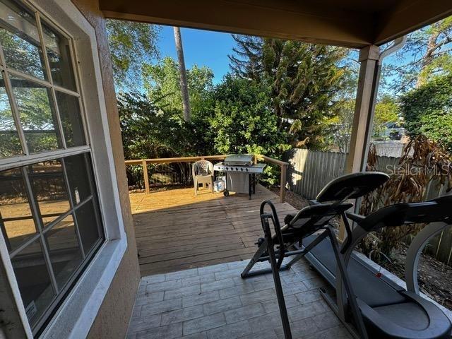 SUNSET OAKS - Residential