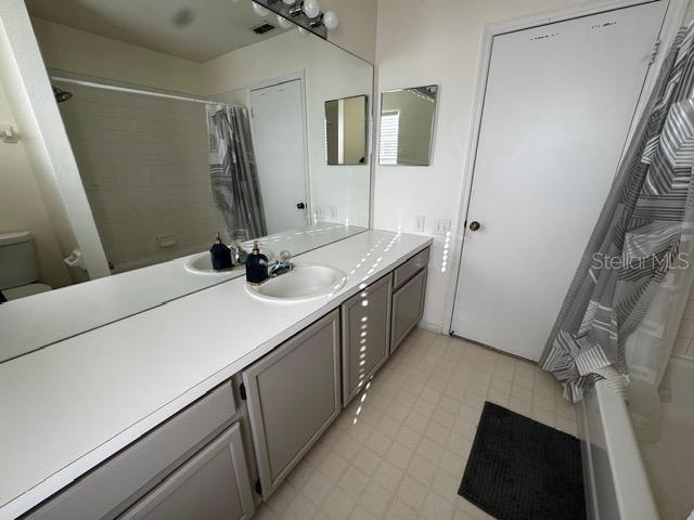 SUNSET OAKS - Residential