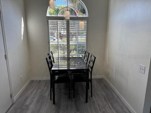 SUNSET OAKS - Residential