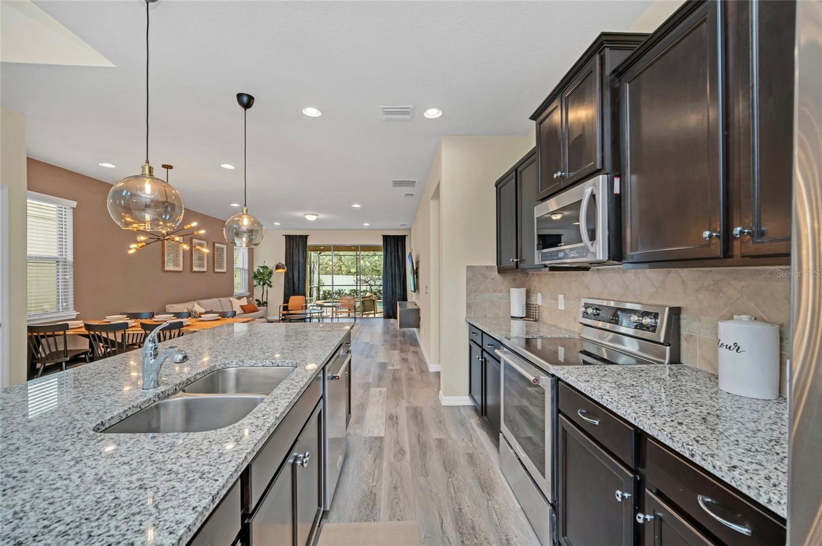 WINDSOR AT WESTSIDE PH 2A - Residential