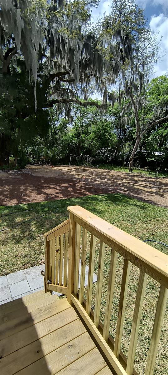 RAVENSWOOD - Residential