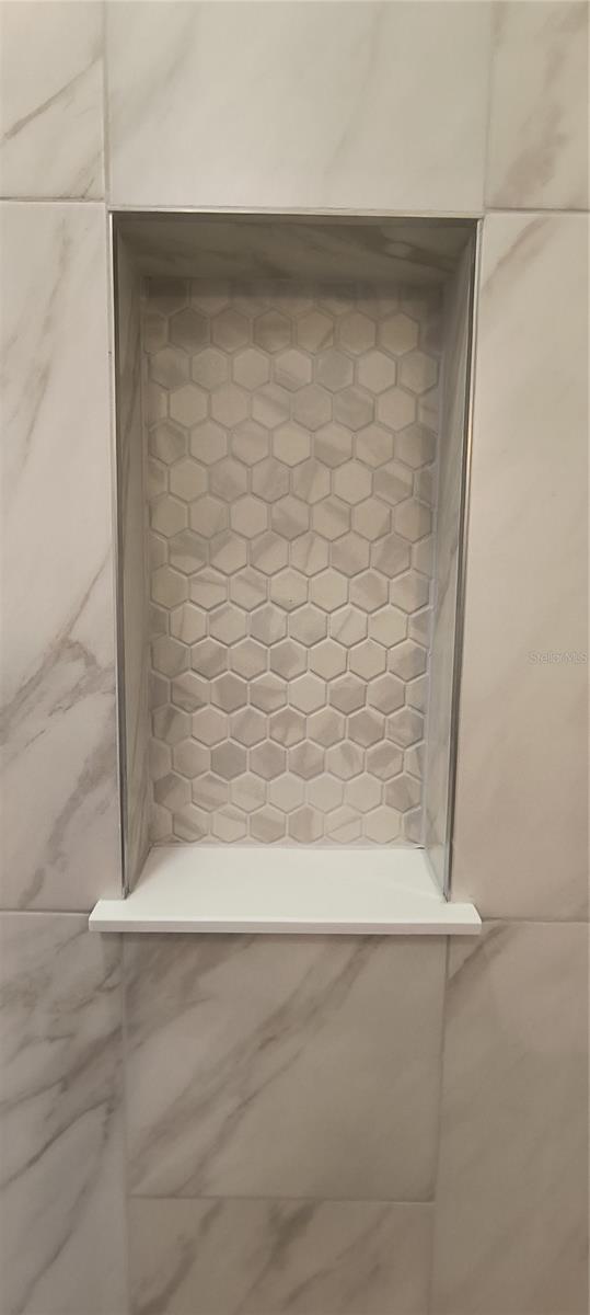 RAVENSWOOD - Residential