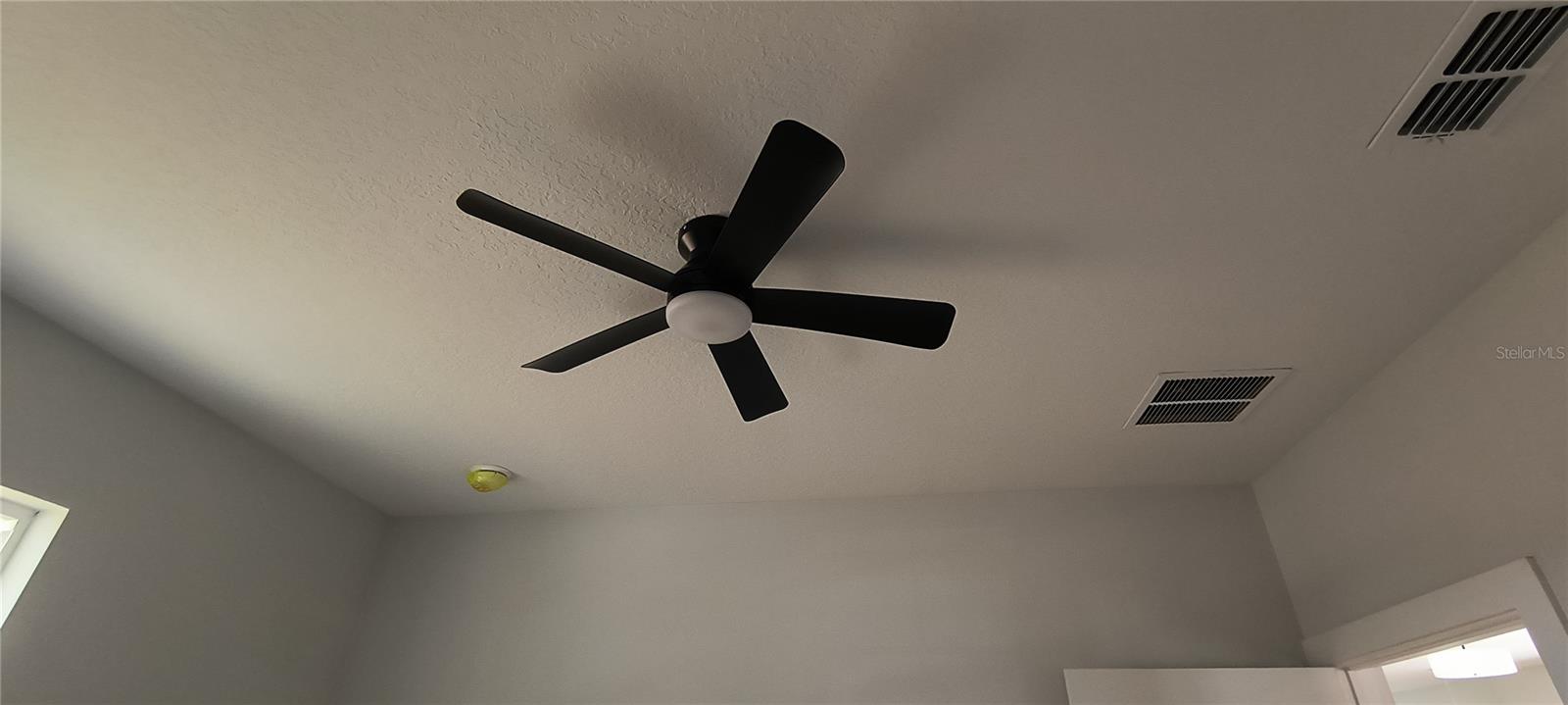 RAVENSWOOD - Residential