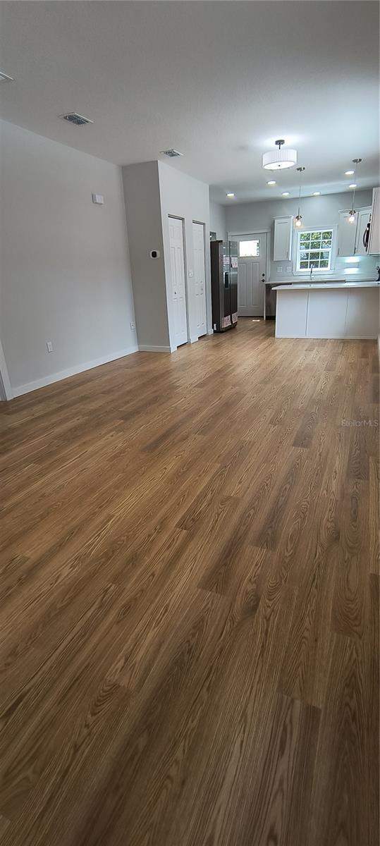 RAVENSWOOD - Residential