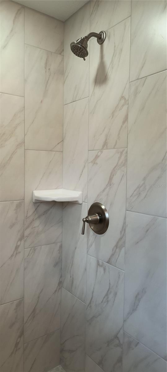 RAVENSWOOD - Residential