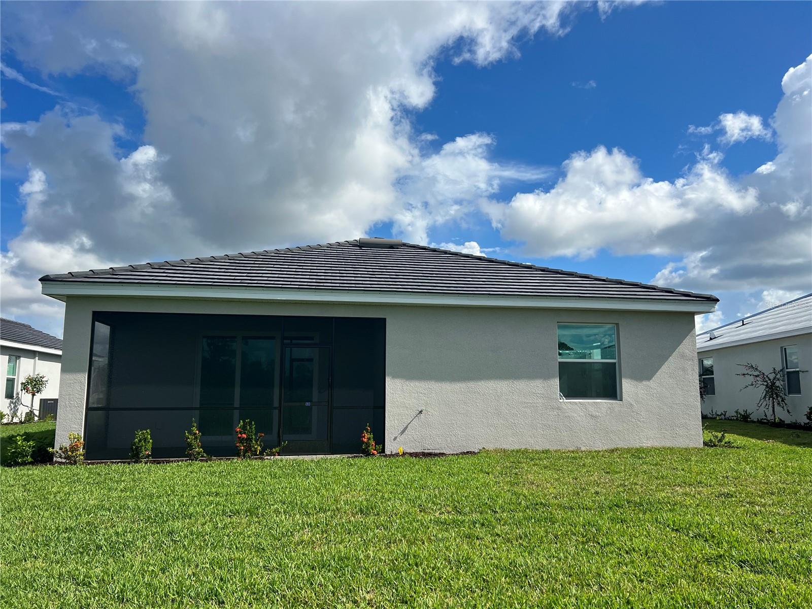 ANTIGUA/WELLEN PARK - Residential Lease