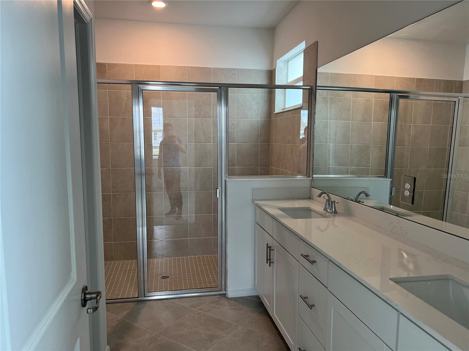 ANTIGUA/WELLEN PARK - Residential Lease