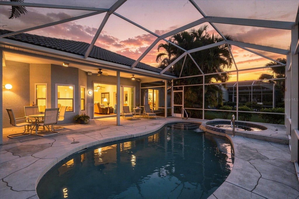 Photo of 6983 Superior Street Circle, Sarasota, FL 34243 (MLS # A4704980)