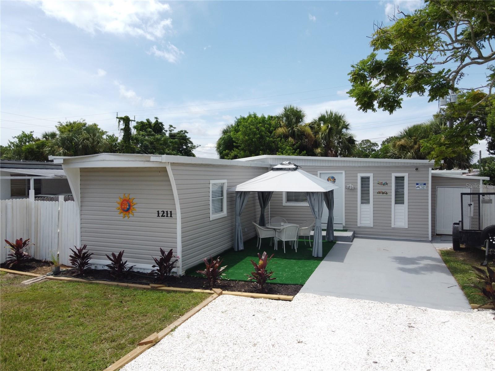 HALIFAX MOBILE ESTATES - Residential