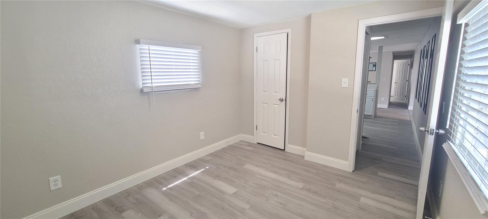 HALIFAX MOBILE ESTATES - Residential