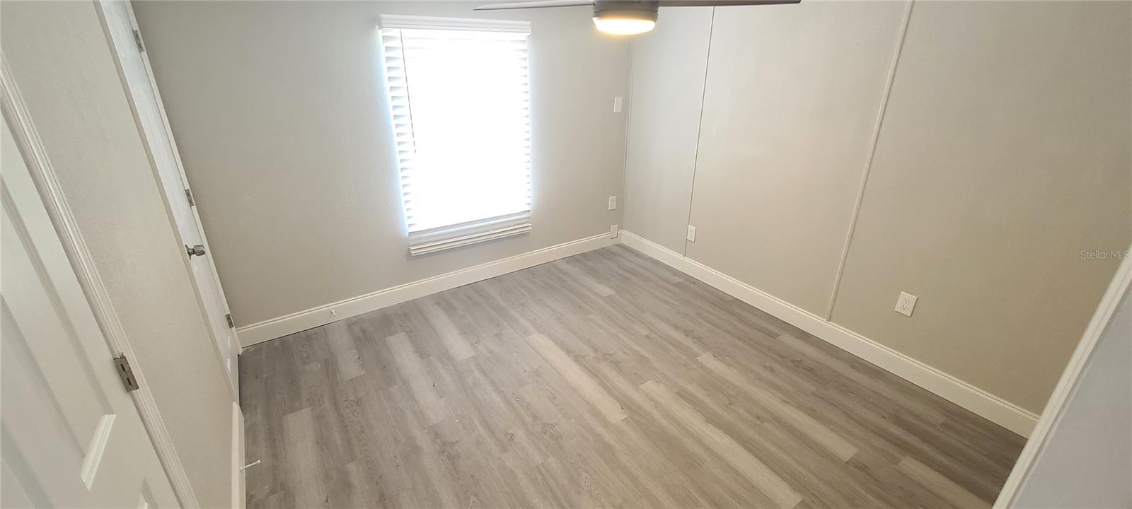 HALIFAX MOBILE ESTATES - Residential