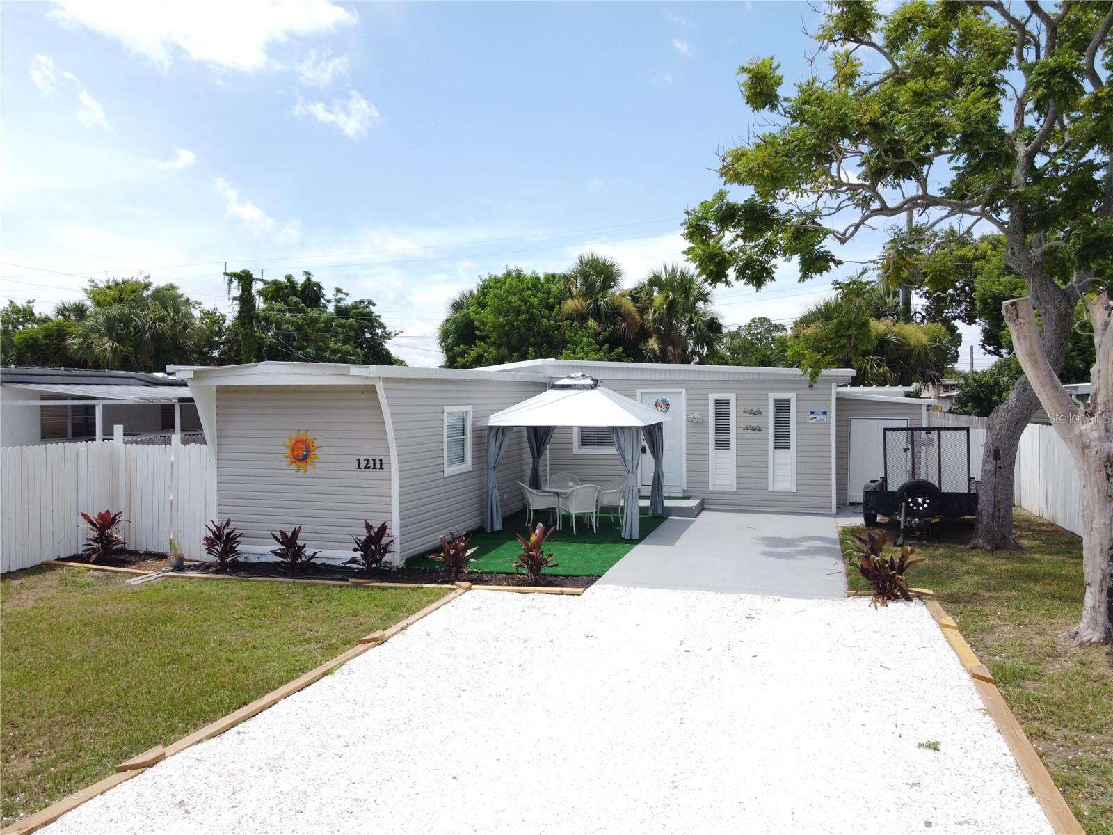 HALIFAX MOBILE ESTATES - Residential