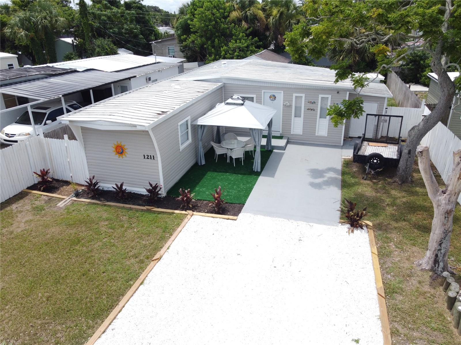 HALIFAX MOBILE ESTATES - Residential