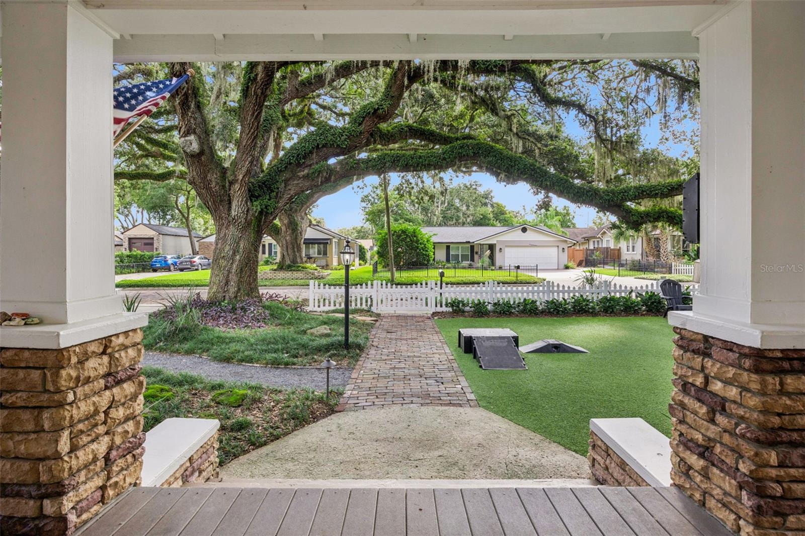 128 N HIGHLAND AVENUE