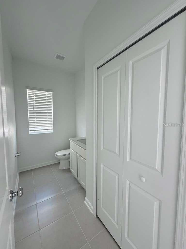 BRONSONS RDG - Residential Lease