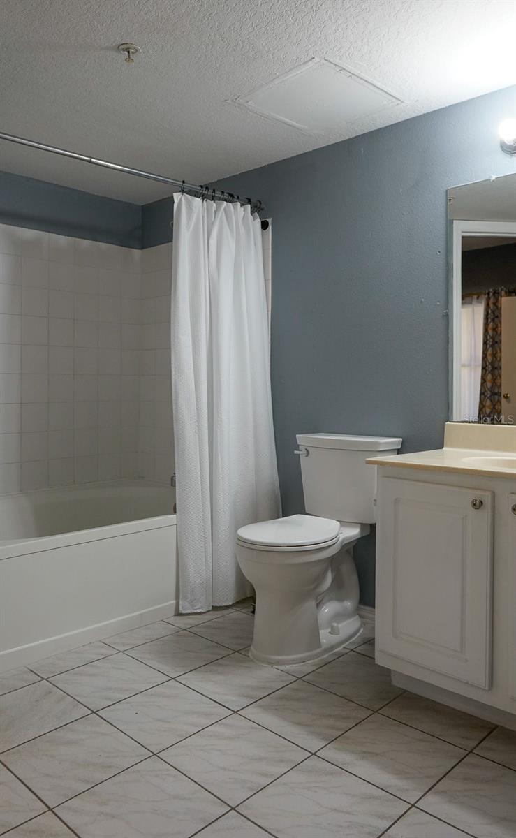 BEACHWAY CONDOS - Residential