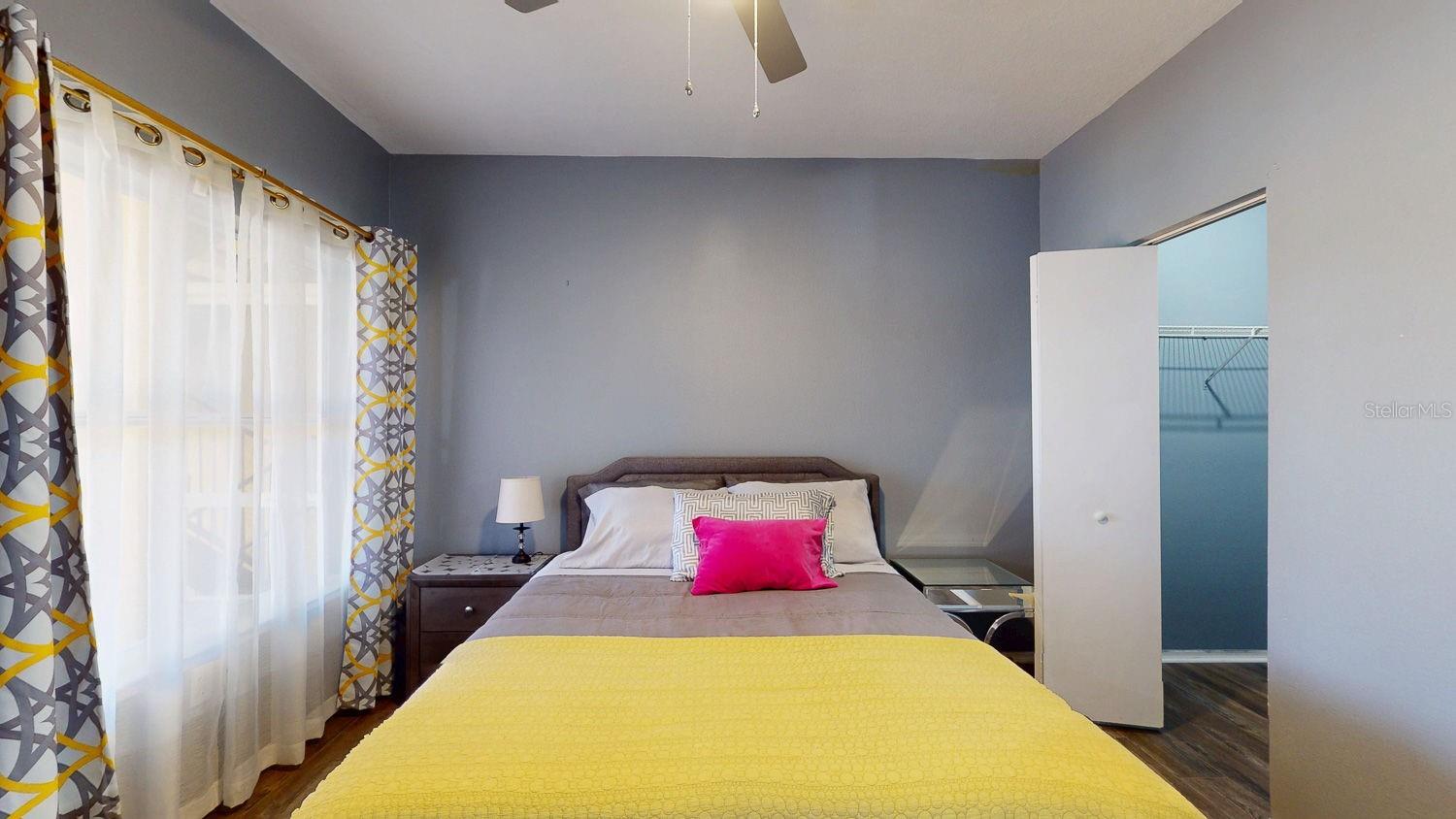 BEACHWAY CONDOS - Residential