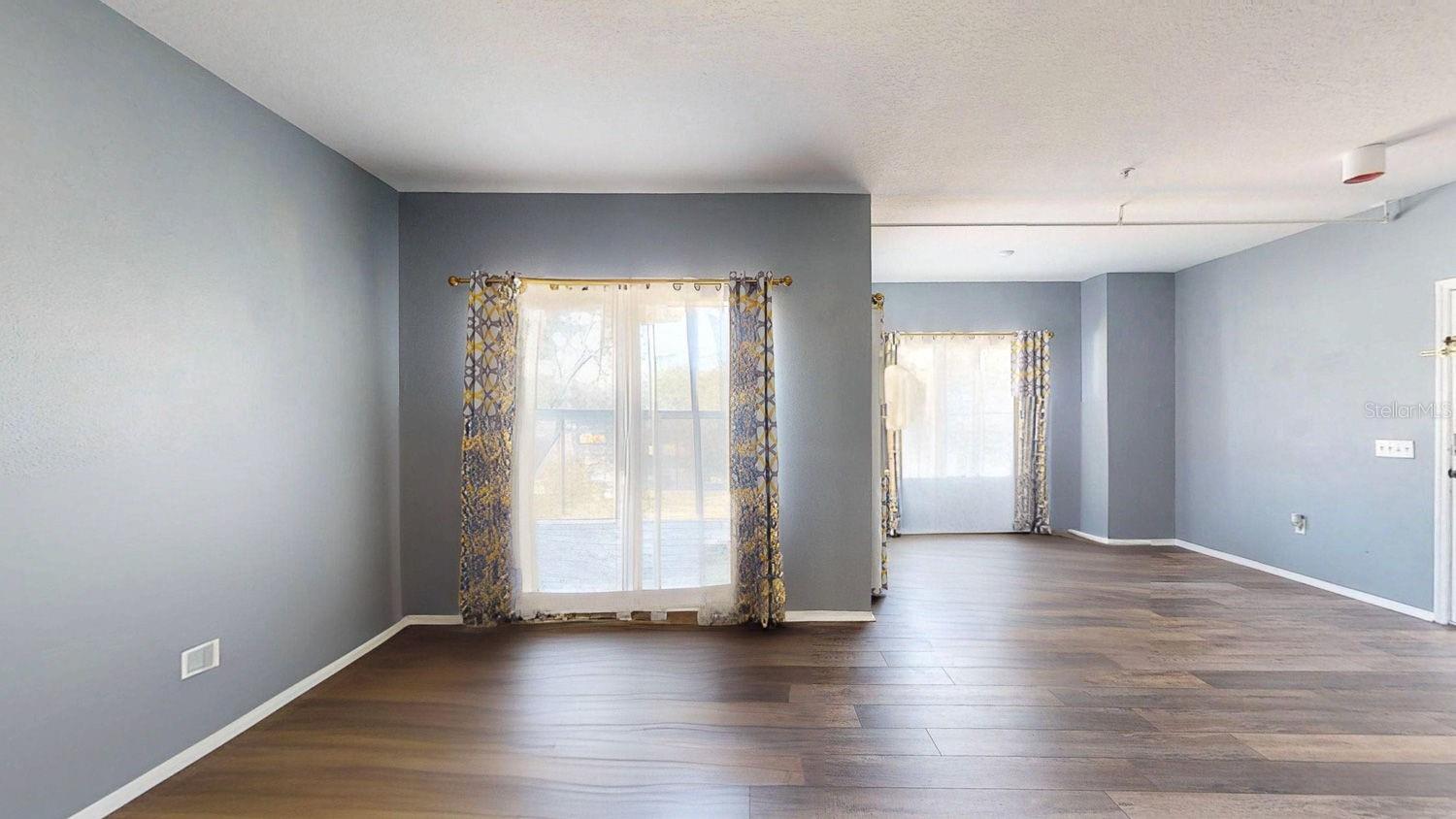 BEACHWAY CONDOS - Residential