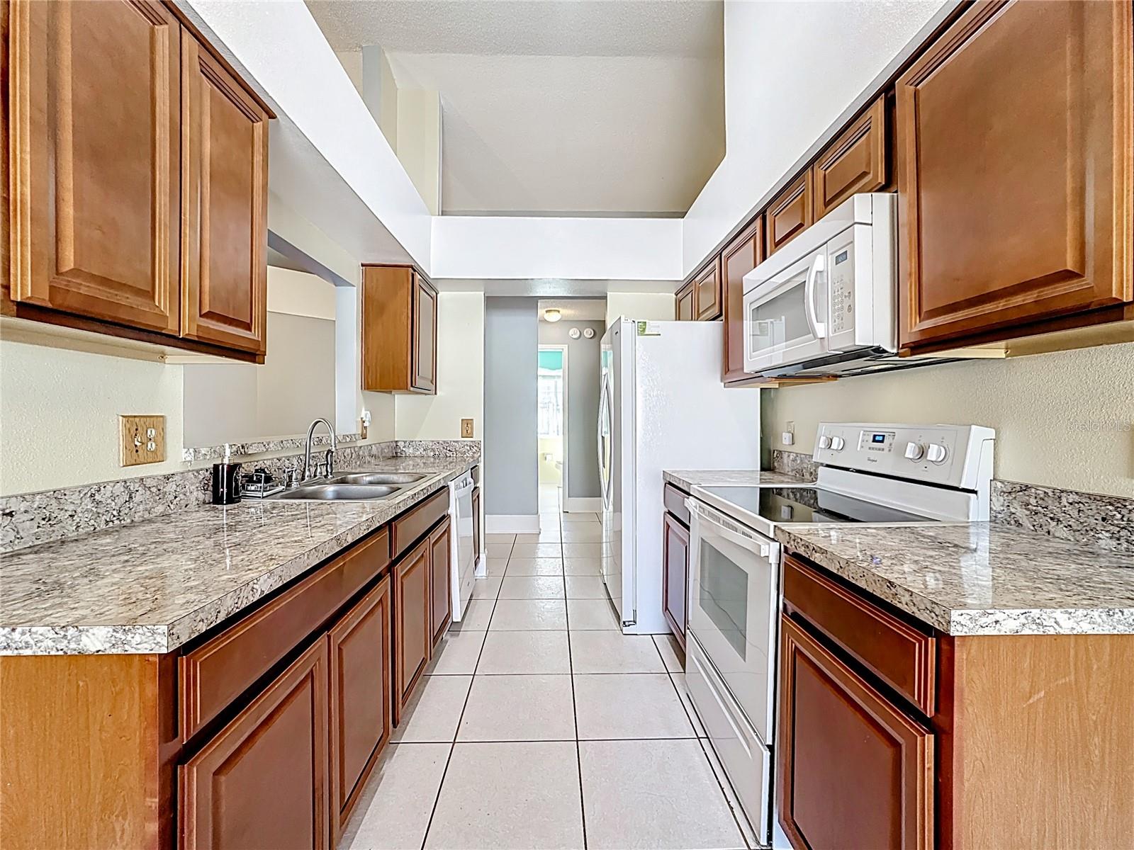 HIAWASSEE POINT - Residential