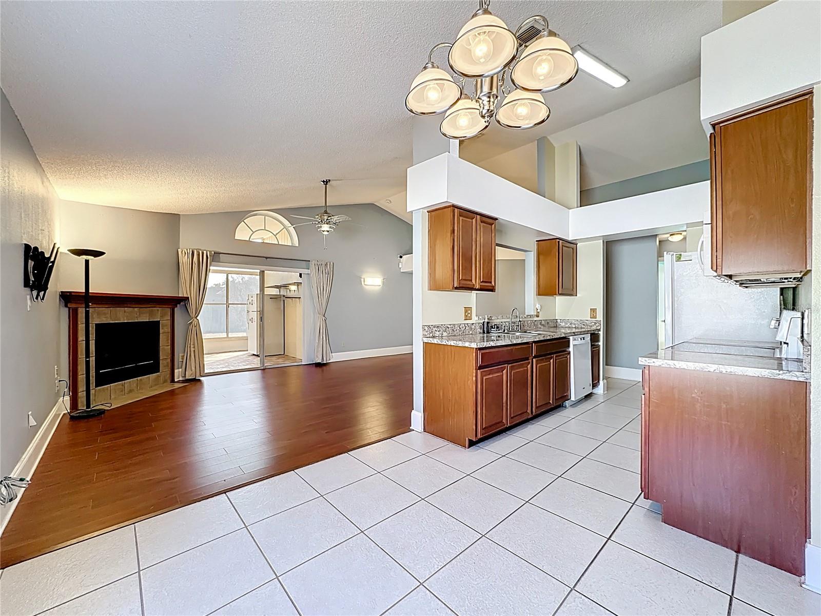 HIAWASSEE POINT - Residential