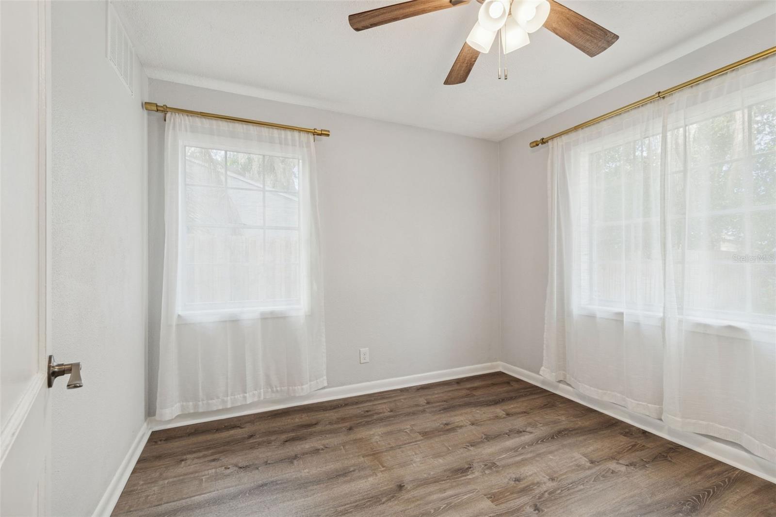 LOWRY LANE SUB - Residential