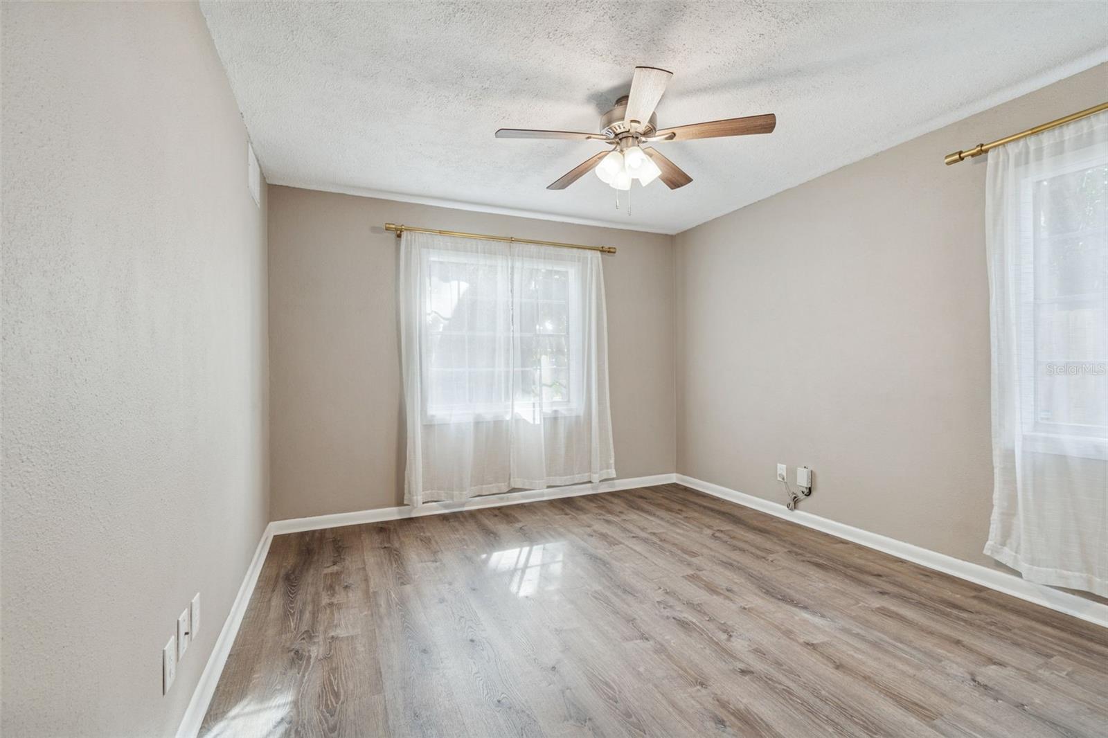 LOWRY LANE SUB - Residential