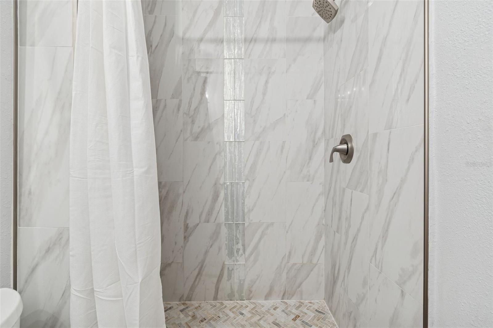 LOWRY LANE SUB - Residential