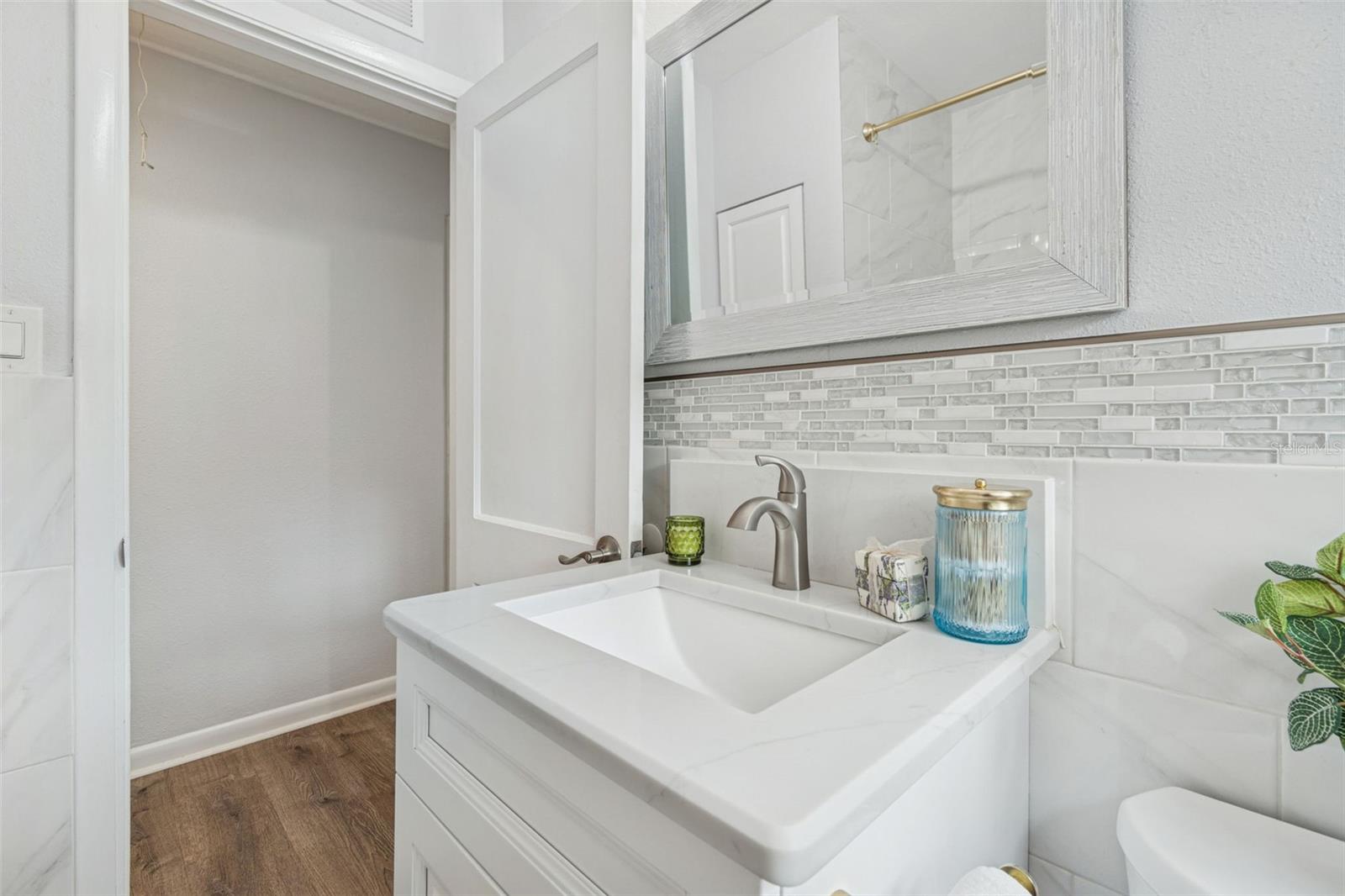 LOWRY LANE SUB - Residential