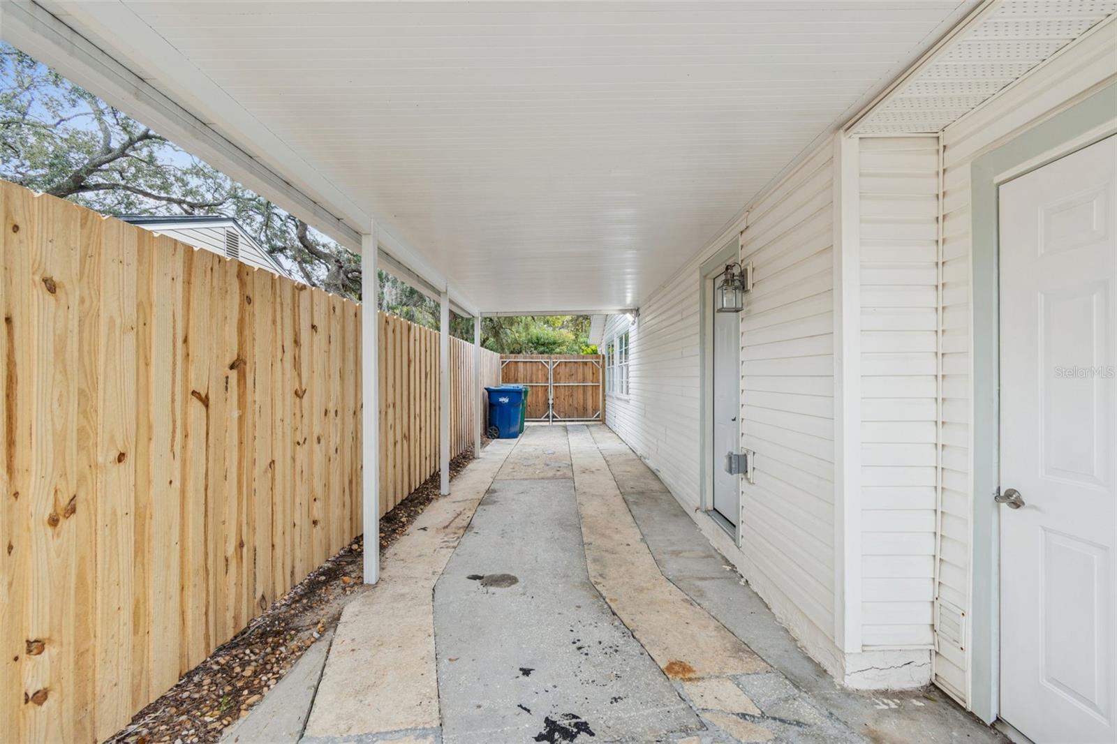 LOWRY LANE SUB - Residential