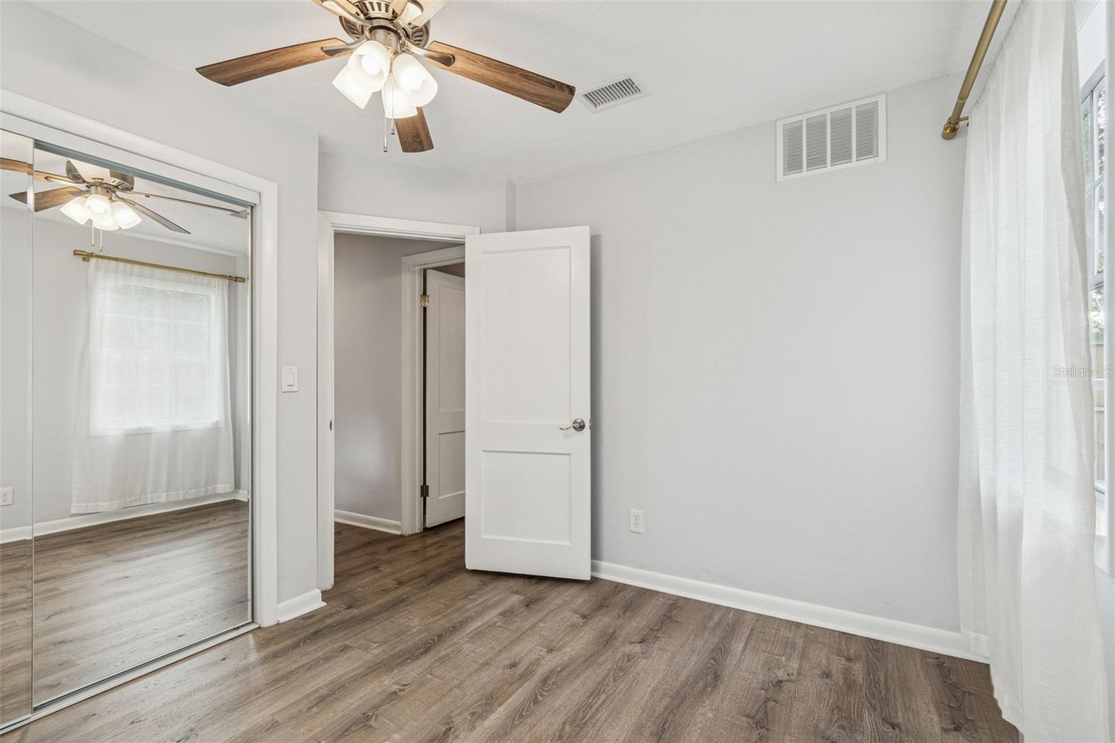 LOWRY LANE SUB - Residential