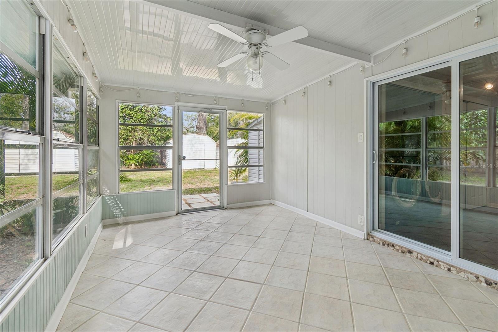 LOWRY LANE SUB - Residential