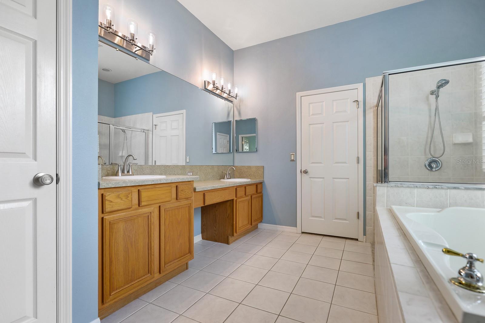 FISHHAWK RANCH PH 2 PARCELS - Residential