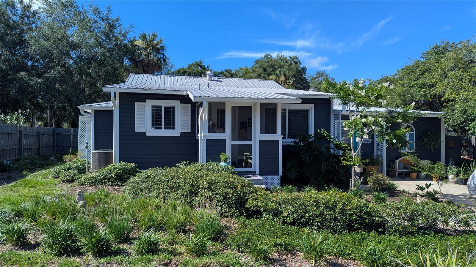 ORANGE CITY - Residential